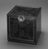 Seal box "Shibien (The Constellation of the Lord)", mosaic of walnut wood